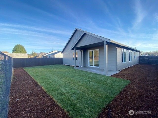 520 Rainbow Way, Kelso, WA 98626