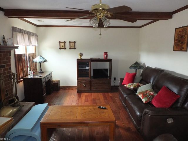 3245 Glastonbury DR, Virginia Beach, VA 23453