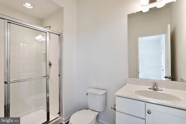 167 CLIFTON MNR, Falling Waters, WV 25419