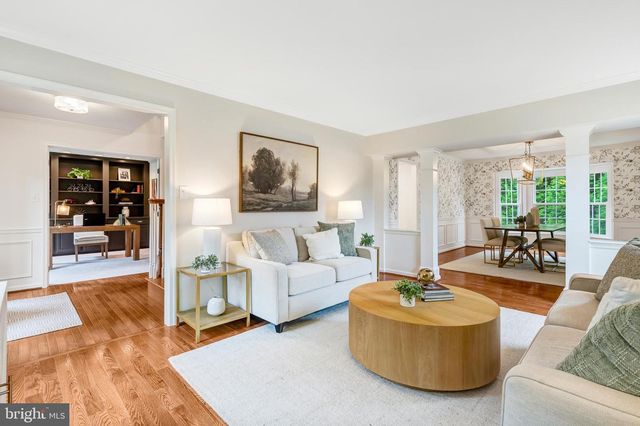 9404 RAVINA CT, Fairfax Station, VA 22039