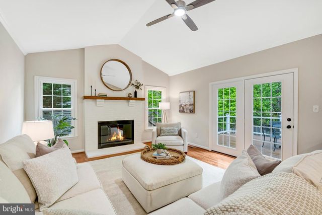 9404 RAVINA CT, Fairfax Station, VA 22039