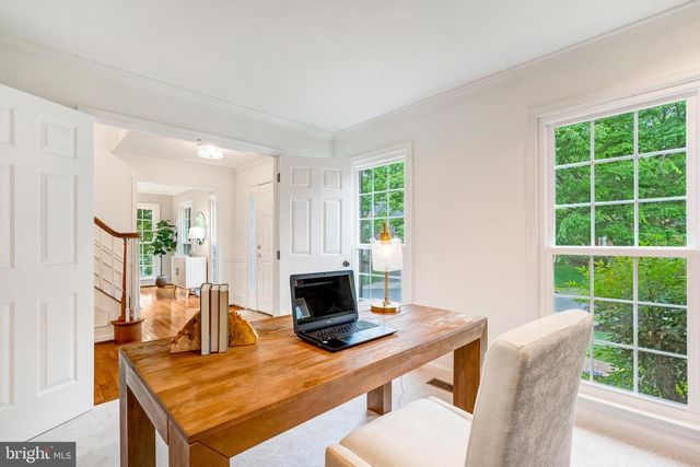 9404 RAVINA CT, Fairfax Station, VA 22039