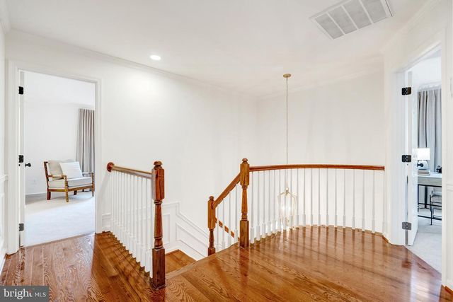 9404 RAVINA CT, Fairfax Station, VA 22039