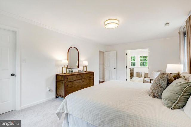 9404 RAVINA CT, Fairfax Station, VA 22039