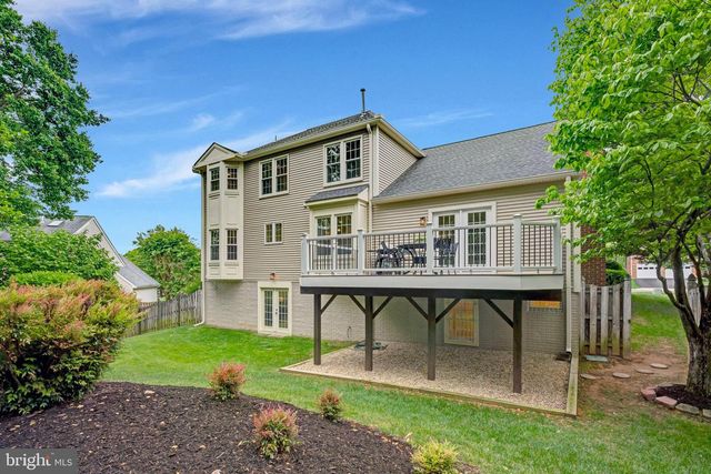 9404 RAVINA CT, Fairfax Station, VA 22039