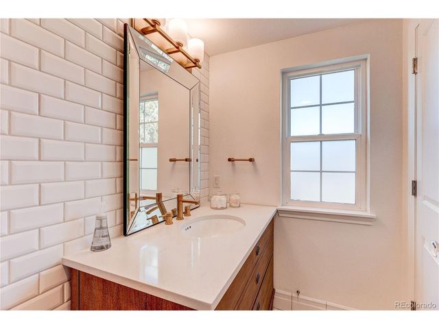 7239 E Geddes Pl, Centennial, CO 80112