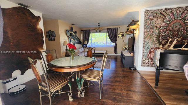 20301 SW 105th Ave, Cutler Bay, FL 33189