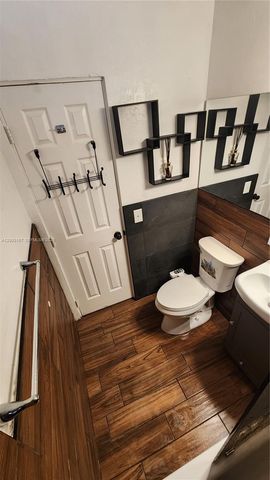 20301 SW 105th Ave, Cutler Bay, FL 33189