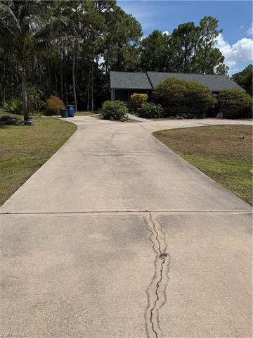 9500 Strike LN, Bonita Springs, FL 34135
