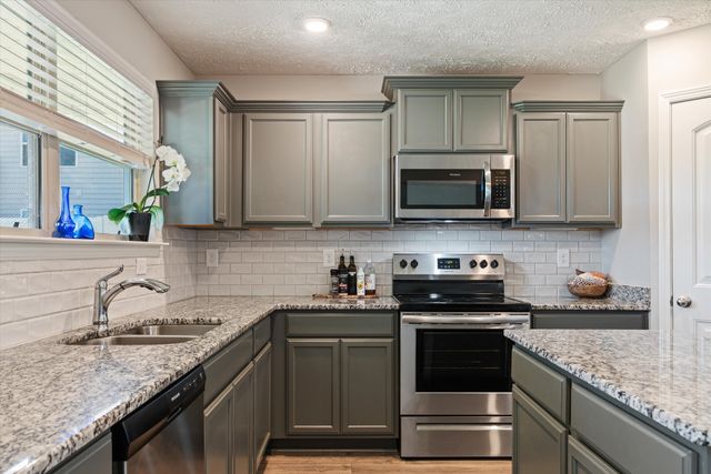 320 Longhorn Dr, Smyrna, TN 37167