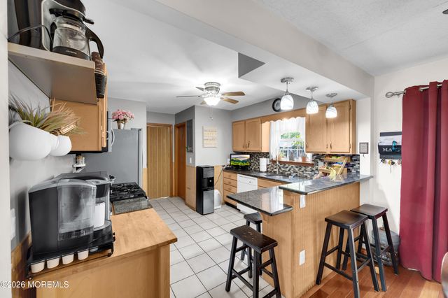 1254 Cattus Island Boulevard, Toms River, NJ 08753