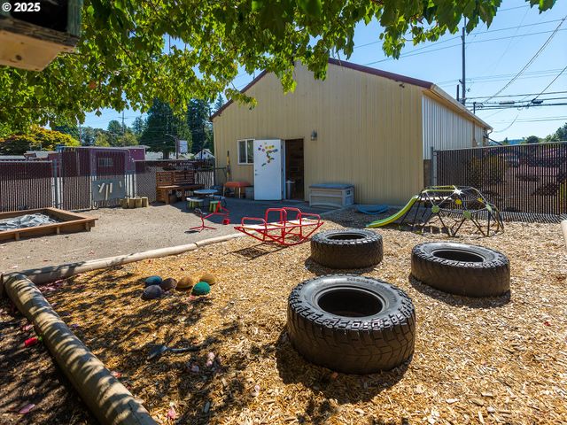 2213 E St, Washougal, WA 98671