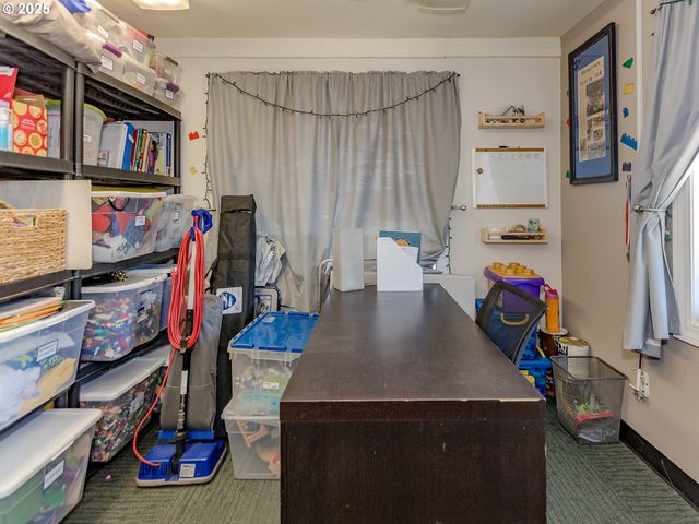 2213 E St, Washougal, WA 98671