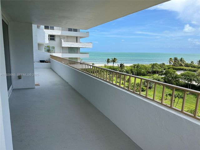177 Ocean Lane Dr 715, Key Biscayne, FL 33149