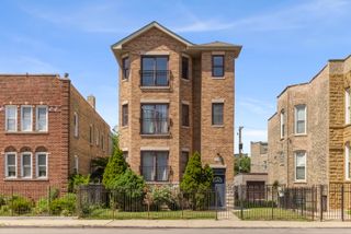 3246 W Warren Boulevard 3, Chicago, IL 60624
