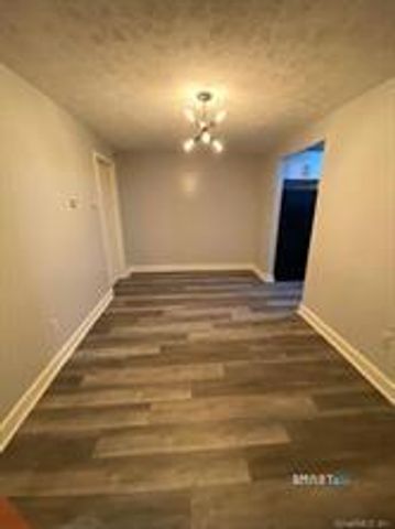 3 Amato Drive H, South Windsor, CT 06074