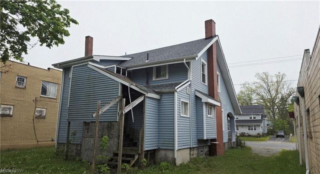 1934 E Midlothian Boulevard, Youngstown, OH 44502
