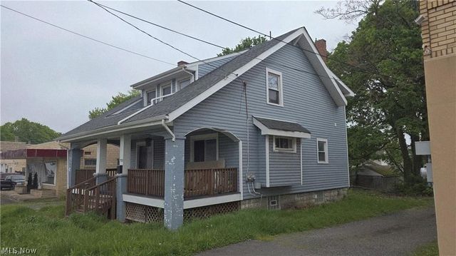 1934 E Midlothian Boulevard, Youngstown, OH 44502