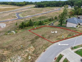 5909 South Meadowood Avenue, Springfield, MO 65810