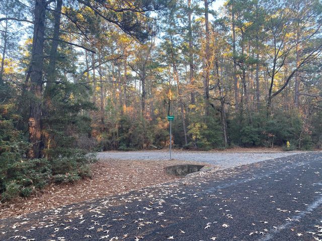 26721 E Pecan Circle, Huntsville, TX 77320