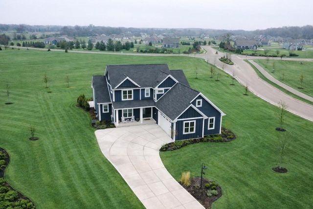 W274N6937 Pintail COURT, Lisbon, WI 53089