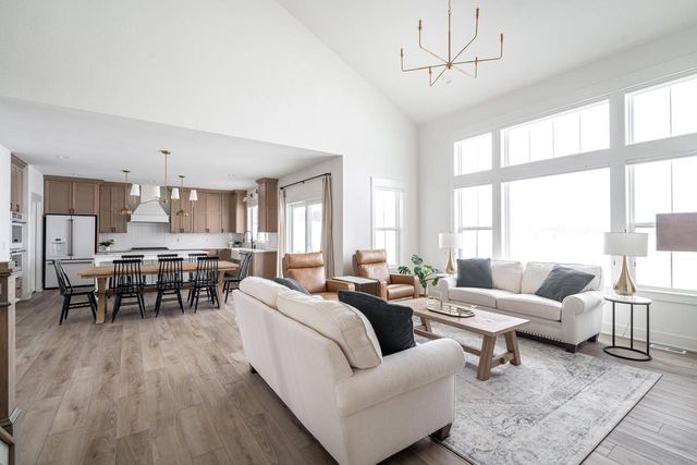 W274N6937 Pintail COURT, Lisbon, WI 53089