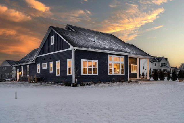 W274N6937 Pintail COURT, Lisbon, WI 53089