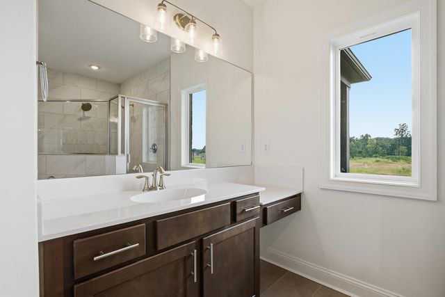 340 WIRT RD, Oakland, TN 38060