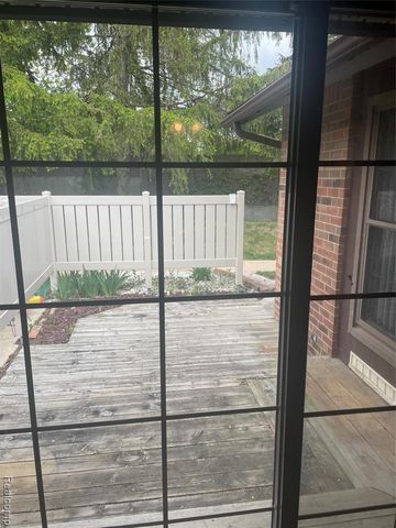 40524 Newport Drive, Plymouth, MI 48170