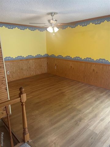 40524 Newport Drive, Plymouth, MI 48170