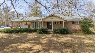 1293 22 HWY, Michie, TN 38357