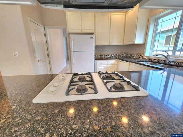 2230 Cobbler Ct NW, Salem, OR 97304