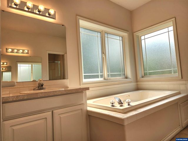 2230 Cobbler Ct NW, Salem, OR 97304