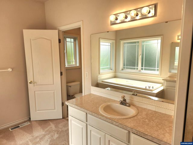 2230 Cobbler Ct NW, Salem, OR 97304