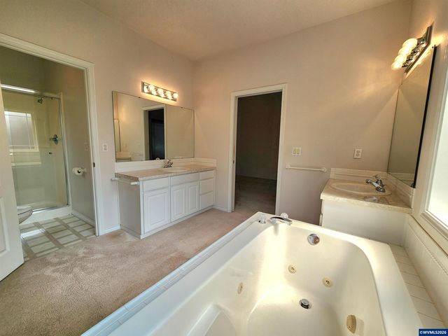 2230 Cobbler Ct NW, Salem, OR 97304