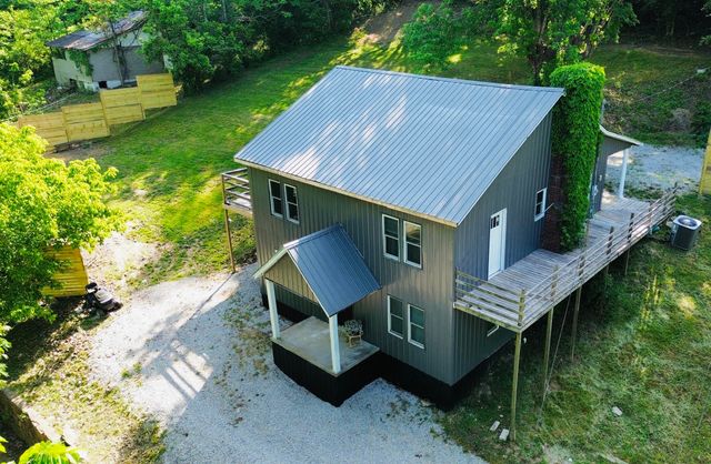 335 Hillside Street, Olive Hill, KY 41164