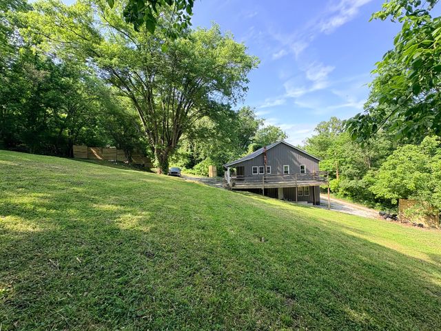 335 Hillside Street, Olive Hill, KY 41164