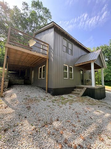 335 Hillside Street, Olive Hill, KY 41164