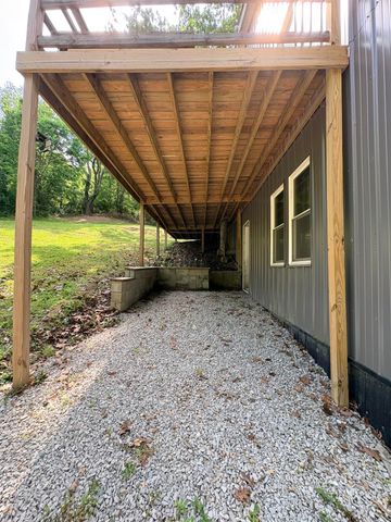335 Hillside Street, Olive Hill, KY 41164