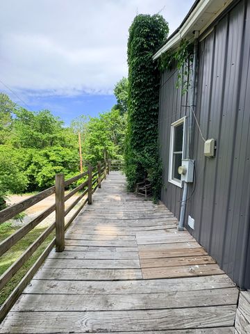 335 Hillside Street, Olive Hill, KY 41164