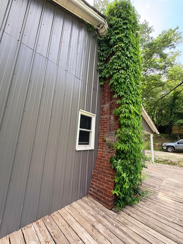 335 Hillside Street, Olive Hill, KY 41164