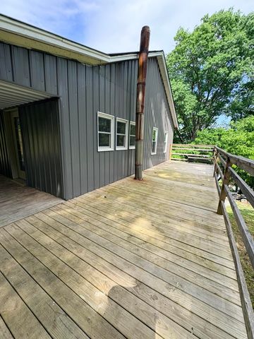 335 Hillside Street, Olive Hill, KY 41164