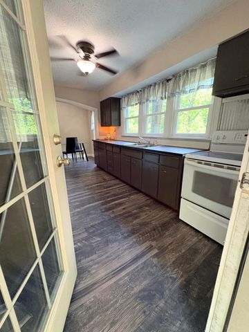 335 Hillside Street, Olive Hill, KY 41164