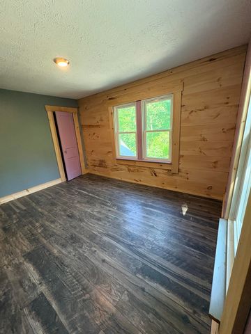 335 Hillside Street, Olive Hill, KY 41164