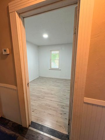 335 Hillside Street, Olive Hill, KY 41164