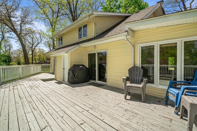 821 Van Slyke DRIVE, Fontana, WI 53125