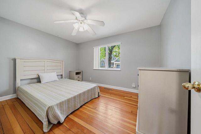 821 Van Slyke DRIVE, Fontana, WI 53125