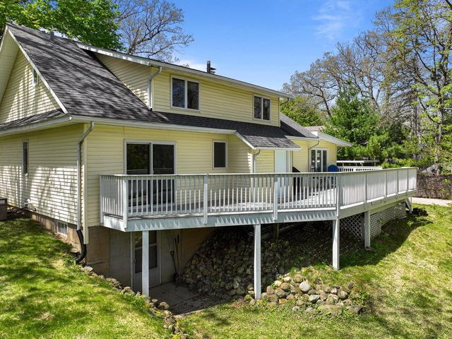 821 Van Slyke DRIVE, Fontana, WI 53125