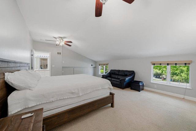 821 Van Slyke DRIVE, Fontana, WI 53125