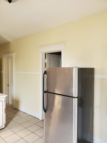 6221 S Laflin Street 2, Chicago, IL 60636